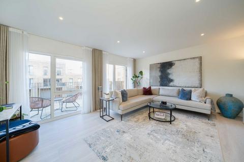 4 bedroom house for sale, Vinca Mews, London NW7