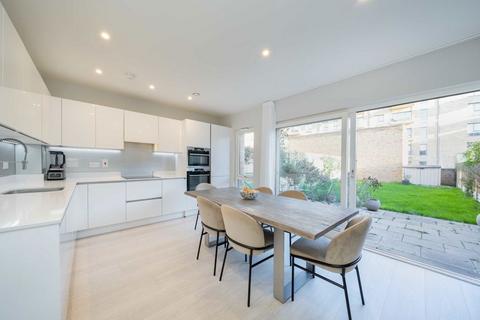 4 bedroom house for sale, Vinca Mews, London NW7