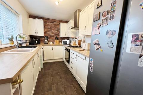 2 bedroom semi-detached house for sale, Barnfield Road, Spennymoor