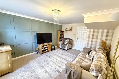 3 bedroom end of terrace house for sale, Greatham Avenue, Stockton, Stockton-on-Tees, Durham, TS18 2QB