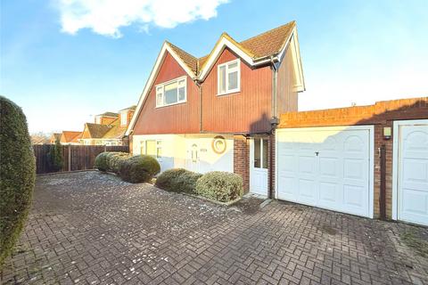 4 bedroom detached house for sale, Maple Drive, Berkshire RG45