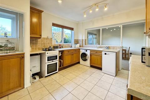 4 bedroom detached house for sale, Maple Drive, Berkshire RG45