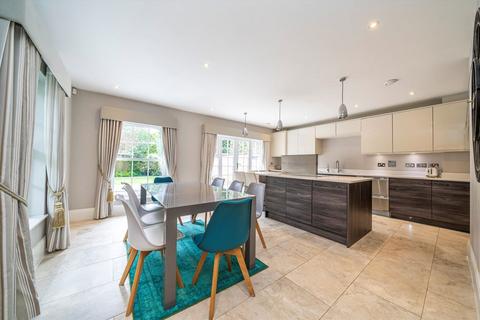 5 bedroom detached house for sale, Bridgewater Road, Weybridge KT13
