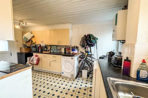 3 bedroom end of terrace house for sale, The Boundary, Bedford