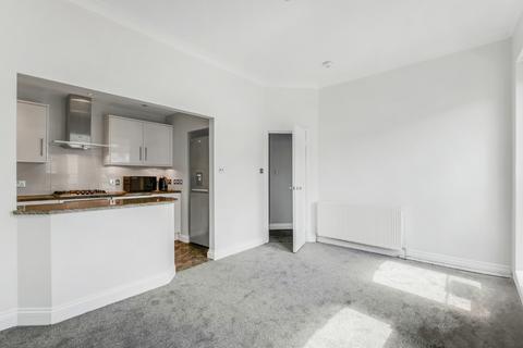 2 bedroom apartment to rent, Kingdon Road, West Hampstead, NW6
