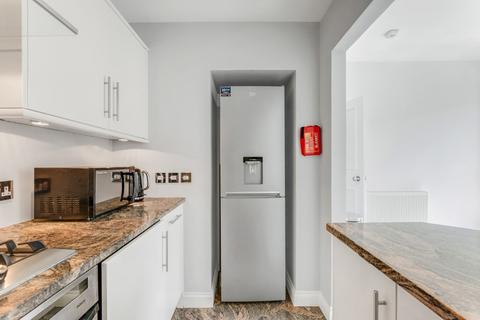 2 bedroom apartment to rent, Kingdon Road, West Hampstead, NW6