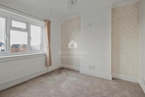 3 bedroom semi-detached house to rent, Ipswich Road, Colchester CO4