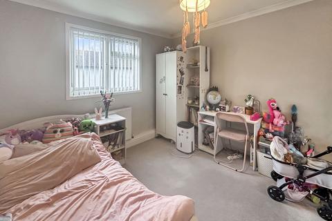 1 bedroom apartment to rent, Holmedale, Slough, Berkshire, SL2