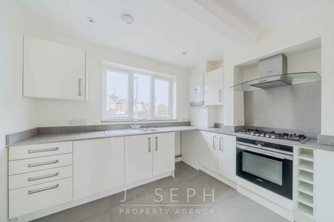 3 bedroom semi-detached house for sale, Matson Road, Ipswich, IP1