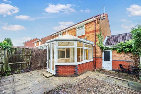 2 bedroom semi-detached house to rent, Turnstone Avenue, Newton-Le-Willows, WA12