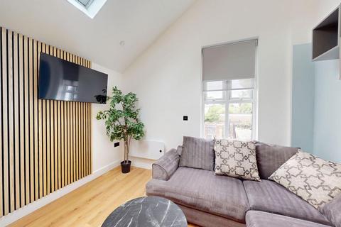 Monthermer Road, Cardiff CF24