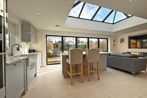 4 bedroom detached house for sale, Kenwood Drive, Copthorne, Shrewsbury