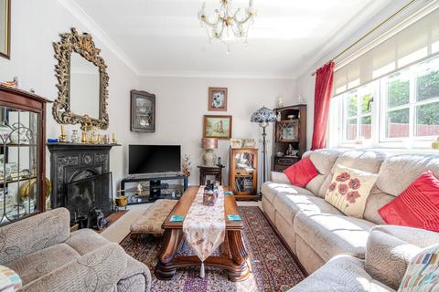 undefined, The Avenue, Hindhead GU26