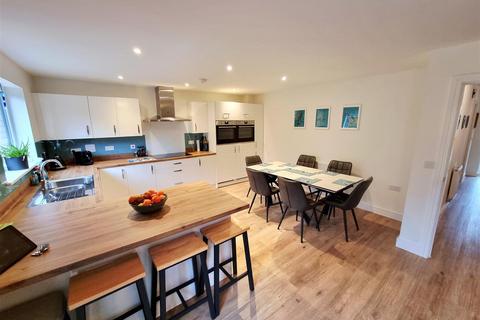4 bedroom detached house for sale, Bal Road, Callington