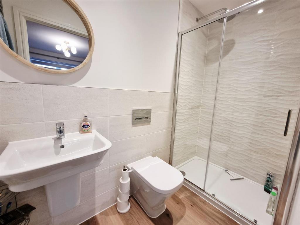 Ensuite.jpg