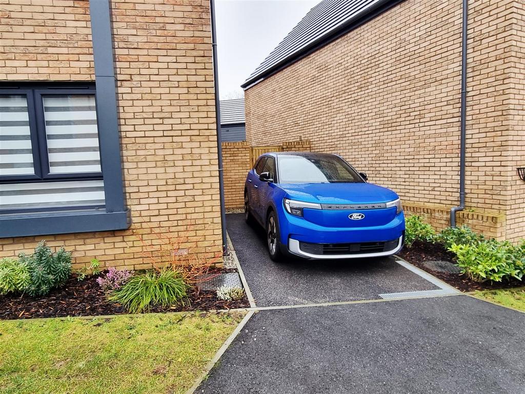 Driveway.jpg