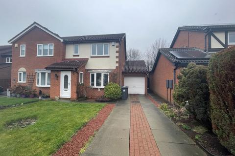 3 bedroom semi-detached house to rent, Agricola Court, Faverdale, Darlington