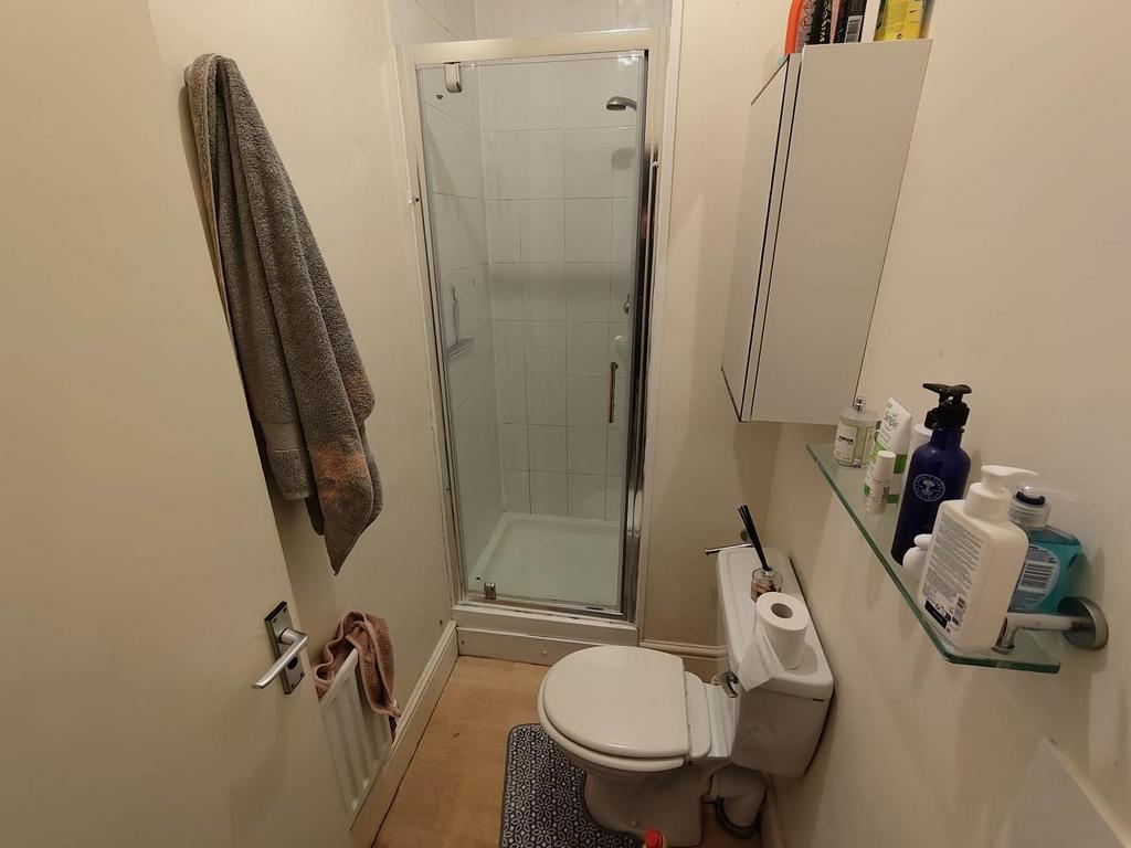 Ground floor shower