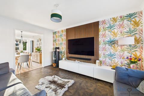 4 bedroom detached house for sale, Alexandra Road, Wesham PR4