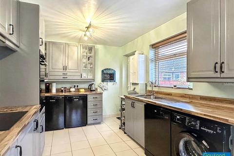 3 bedroom detached bungalow for sale, West End Gardens, Yarm, TS15 9QX