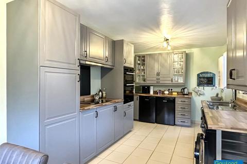 3 bedroom detached bungalow for sale, West End Gardens, Yarm, TS15 9QX