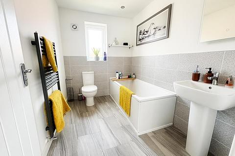 4 bedroom detached house for sale, Benton Walk, Wallsend, Newcastle Upon Tyne