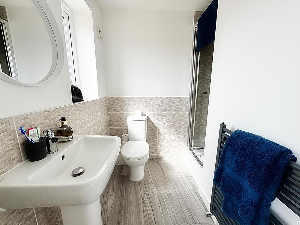 Ensuite