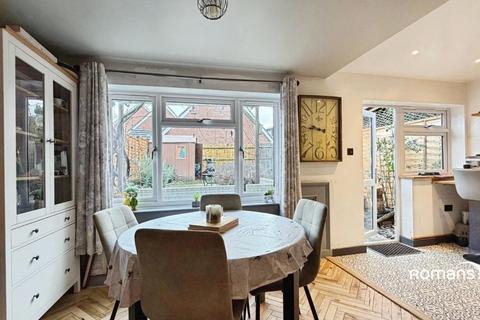 undefined, Gregory Close, Basingstoke, Hampshire
