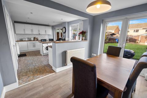 3 bedroom semi-detached house for sale, Hartford Road, Bromsgrove B60 2HD