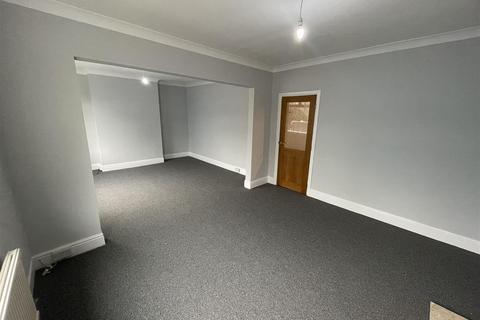 undefined, Mansfield Road, Chesterfield S41
