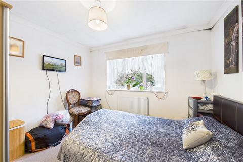 2 bedroom semi-detached house for sale, Pine Ridge, Newbury, Berkshire, RG14