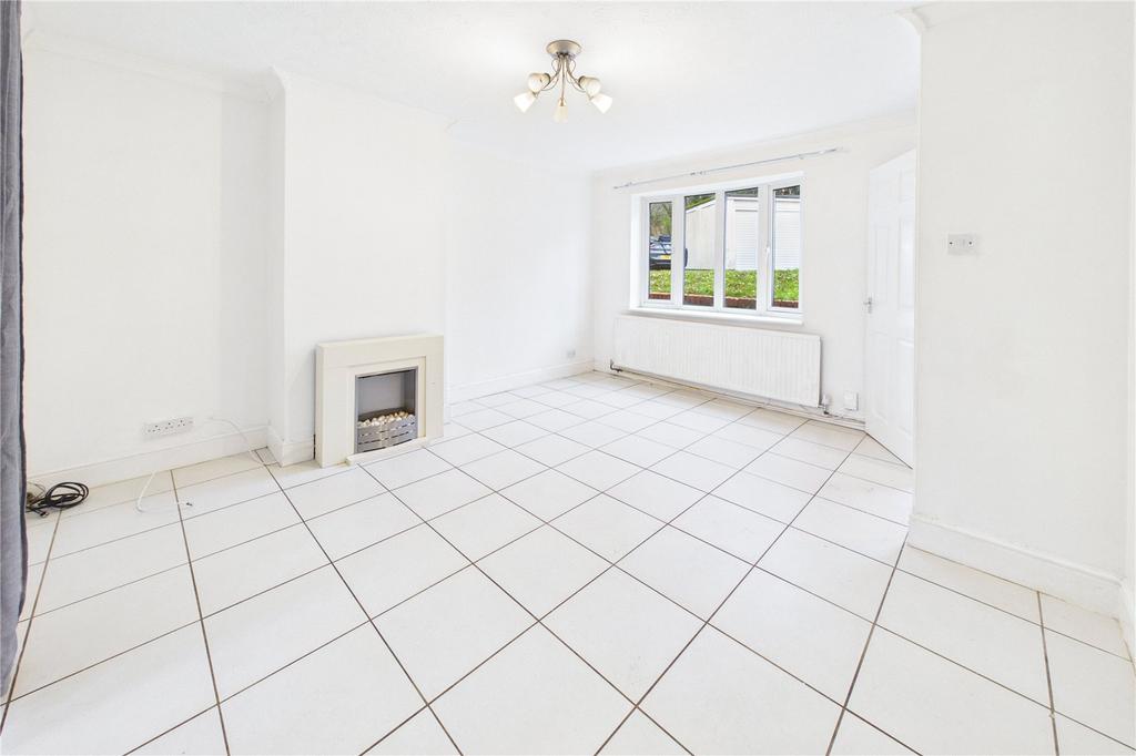 Living/Dining Area