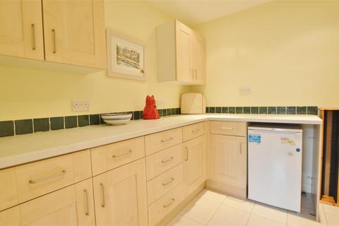 3 bedroom house for sale, Forge Drive, Farnham Common, Slough
