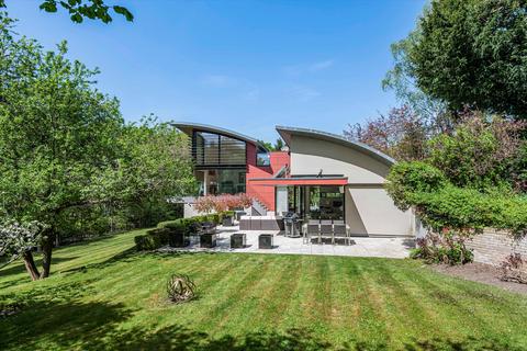 undefined, Newnham Hill, Henley-on-Thames, RG9