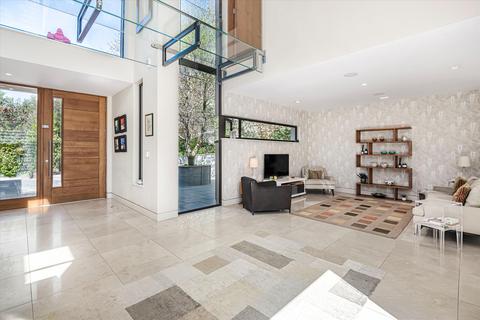 undefined, Newnham Hill, Henley-on-Thames, RG9