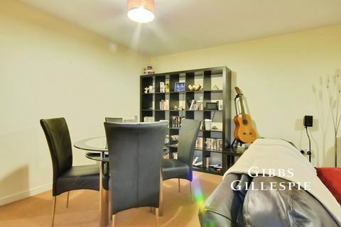 2 bedroom flat to rent, Farthing Close, Watford, Hertfordshire, WD18