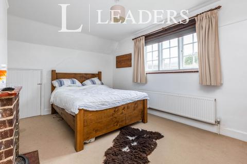 2 bedroom house to rent, New Cottages, High Street, Kemsing, TN15