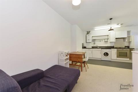 1 bedroom apartment to rent, Len Bishop Court, Wapping, E1W