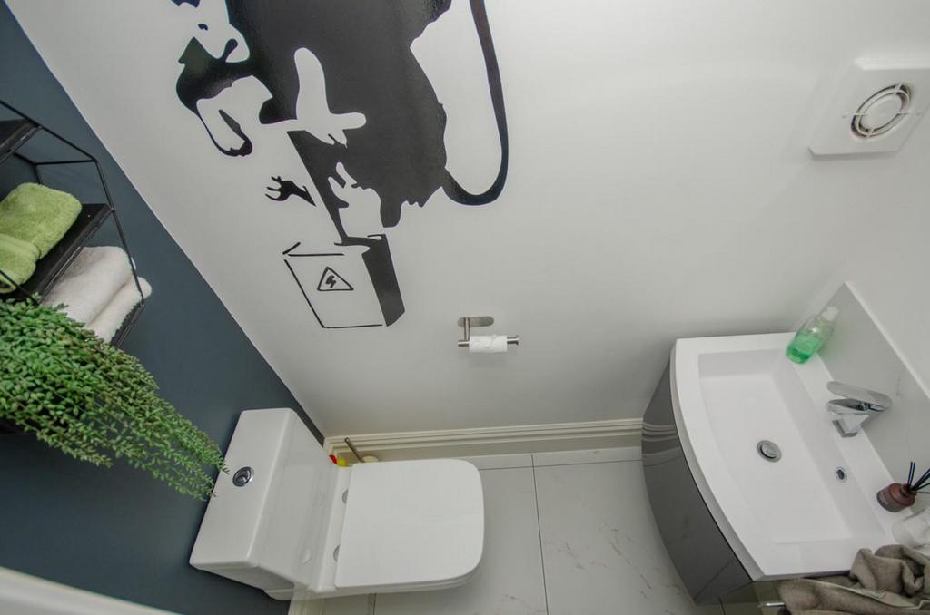 Cloakroom.jpg