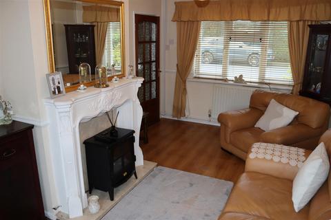 3 bedroom end of terrace house for sale, Lawley Close, Shelfield