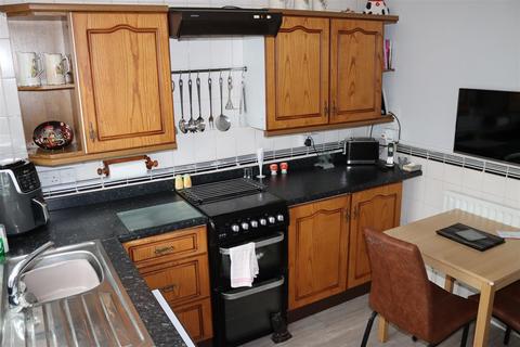 3 bedroom end of terrace house for sale, Lawley Close, Shelfield