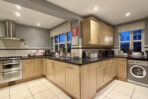 undefined, Sunningdale, Holmer, Hereford