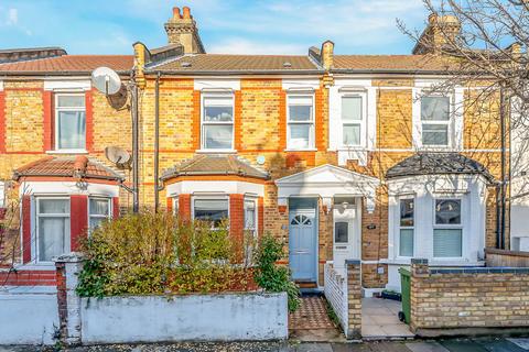 2 bedroom terraced house for sale, Benares Road, London SE18