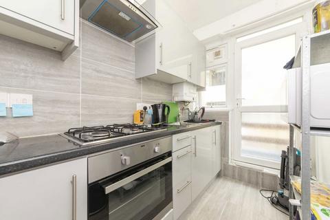 1 bedroom flat to rent, Mackennal Street, London NW8