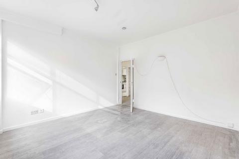 1 bedroom flat to rent, Mackennal Street, London NW8