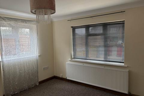 Walnut Way, Reading RG30