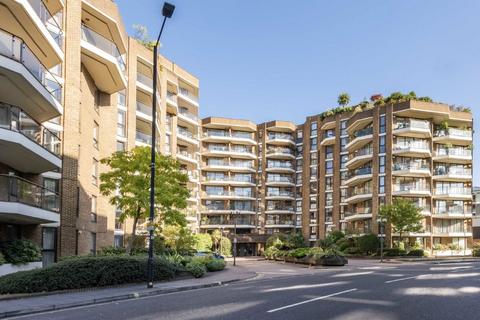 3 bedroom flat to rent, Blythe Road, London W14