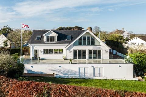 5 bedroom detached house for sale, La Rue Des Alleurs, St Martin