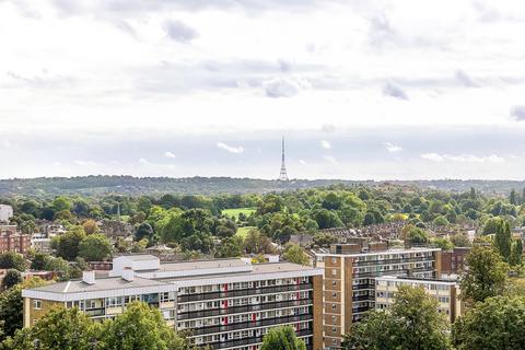 2 bedroom flat for sale, Brixton Hill, SW2
