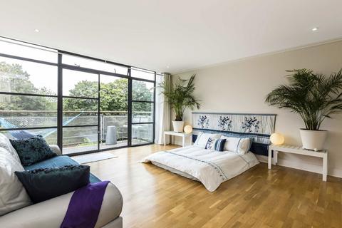 2 bedroom flat to rent, Point Wharf Lane, Brentford TW8
